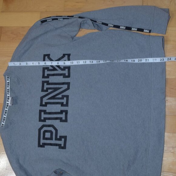 Victoria's Secret Pink Women's Sz M crewneck Logo Sweatshirt w logo tape Sleeves - Picture 5 of 6